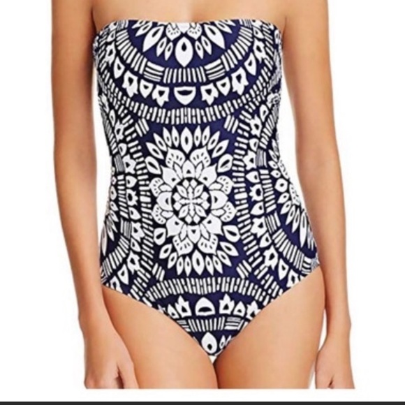 Trina turk criss cross back mandala one piece swimsuit with removable strap - Picture 3 of 9